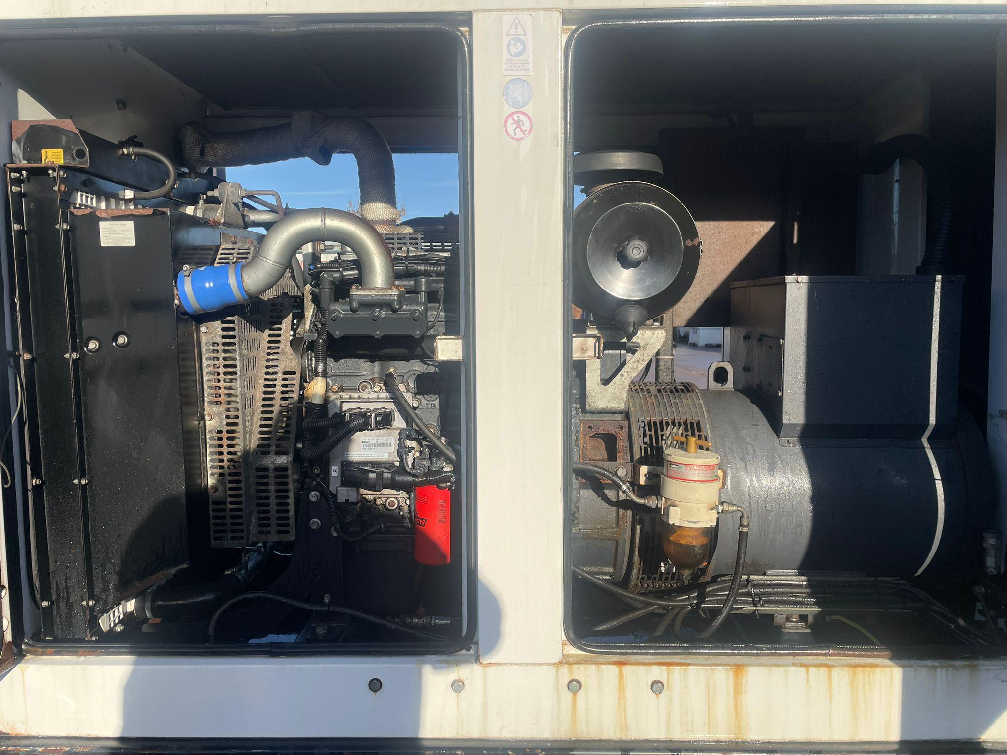 88kVA Powerplant RP80 Iveco NEF45TE1F.S5 Canopied Used Generator