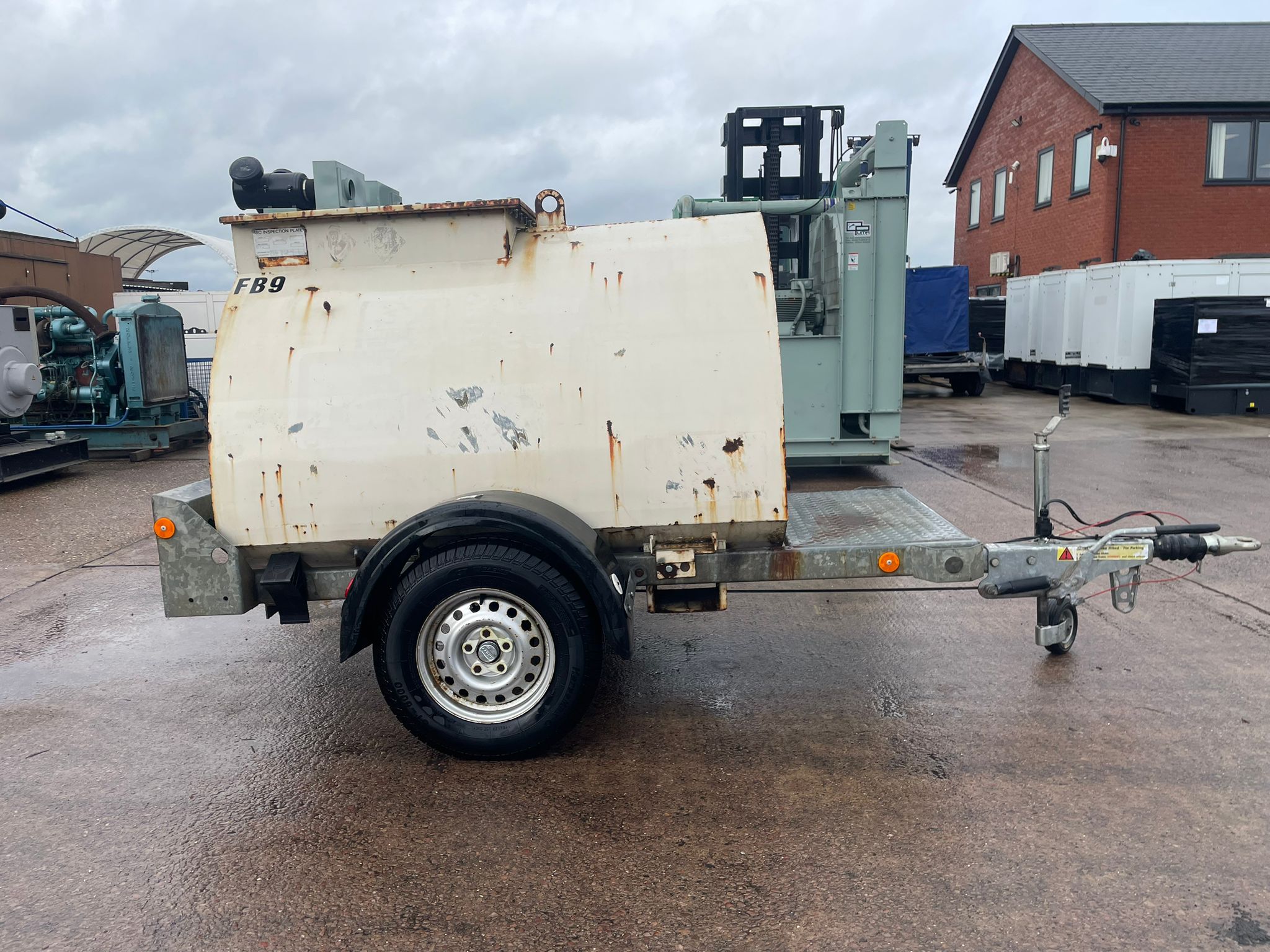 950 Litre Western Fuel Bowser