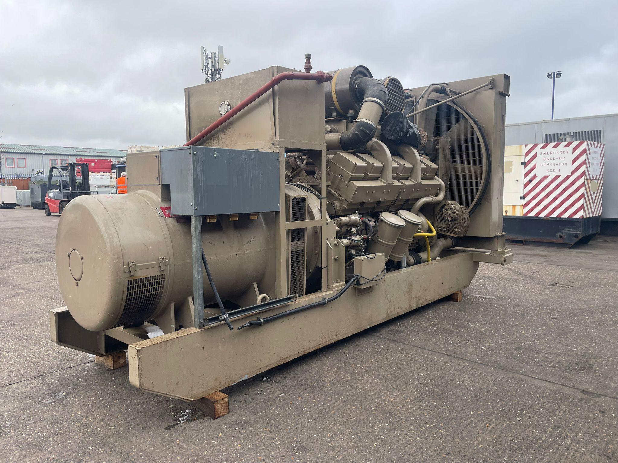 770kVA Dale EM700DEE Cummins KTA2300G Open Used Generator