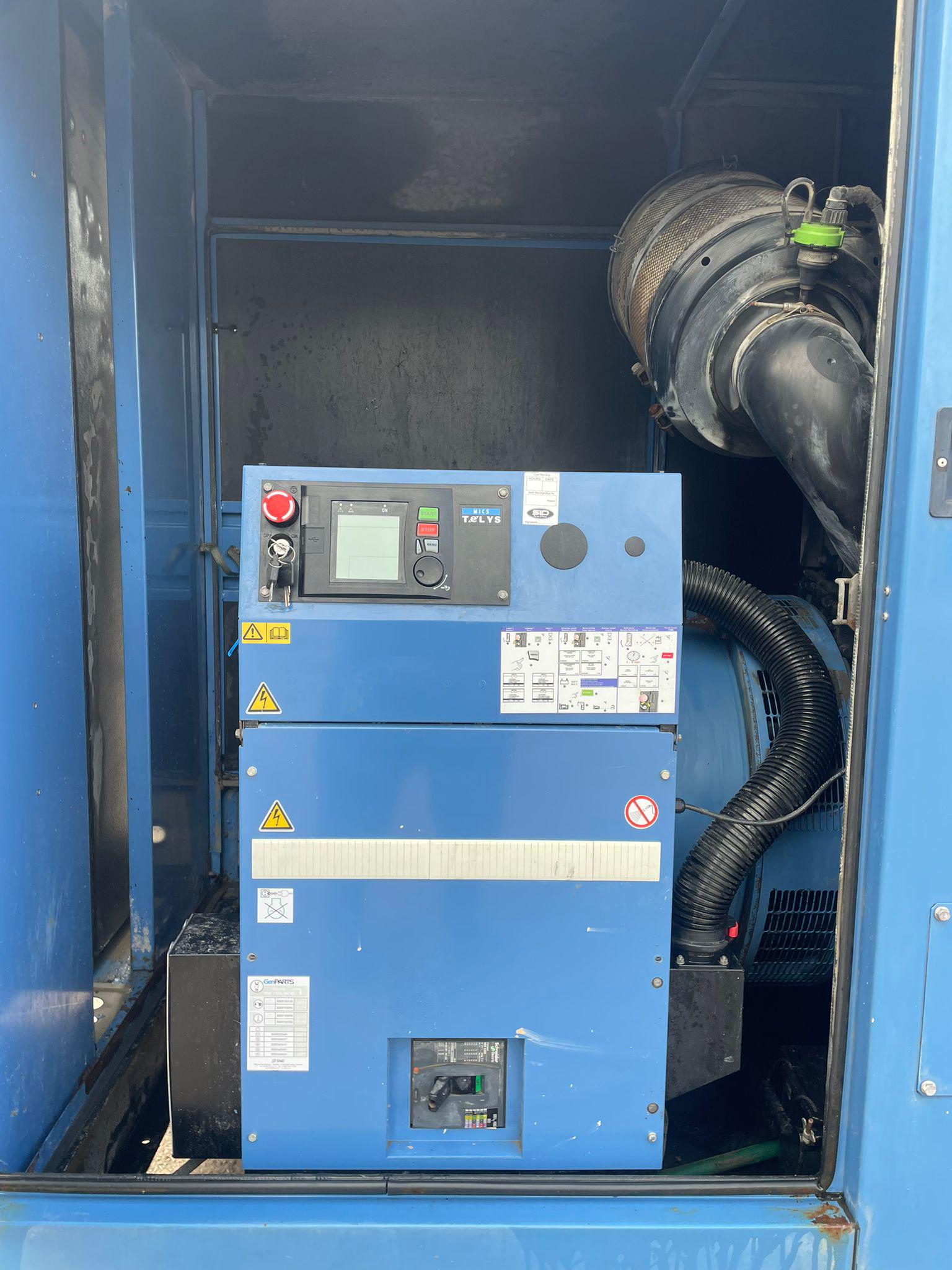 440kVA SDMO V400 Volvo TAD1344GE Canopied Used Generator