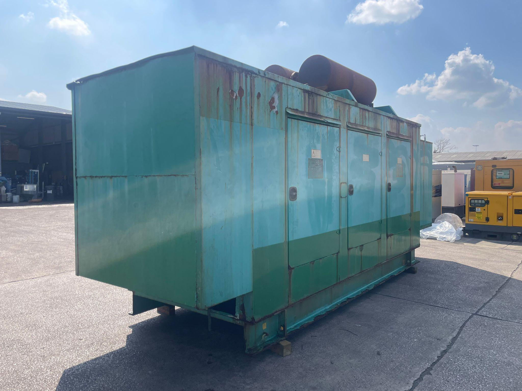 345kVA CPG AHCP300-5 Cummins NT885G6 Canopied Used Generator