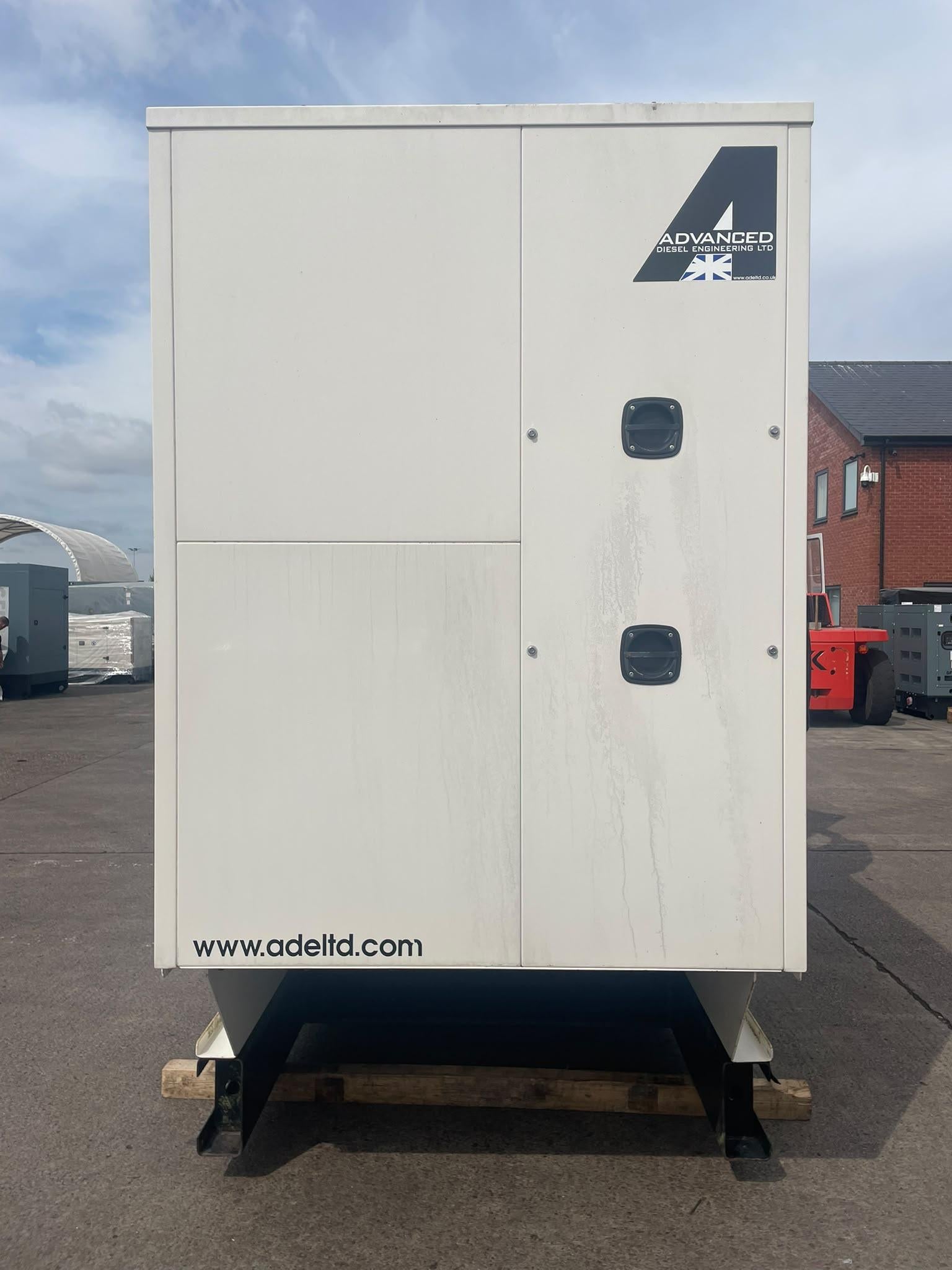 550kVA ADVANCED Cummins QSX15-G8 Canopied Used Generator