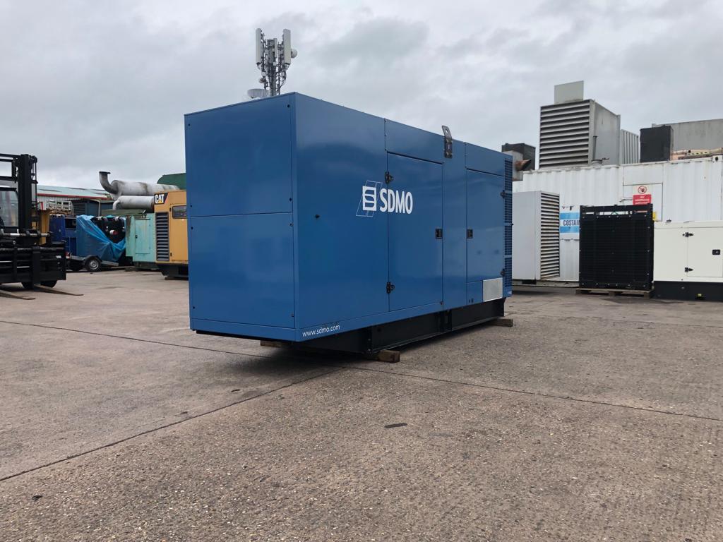 440KVA SDMO Volvo Penta Leroy Somer Canopied used generator