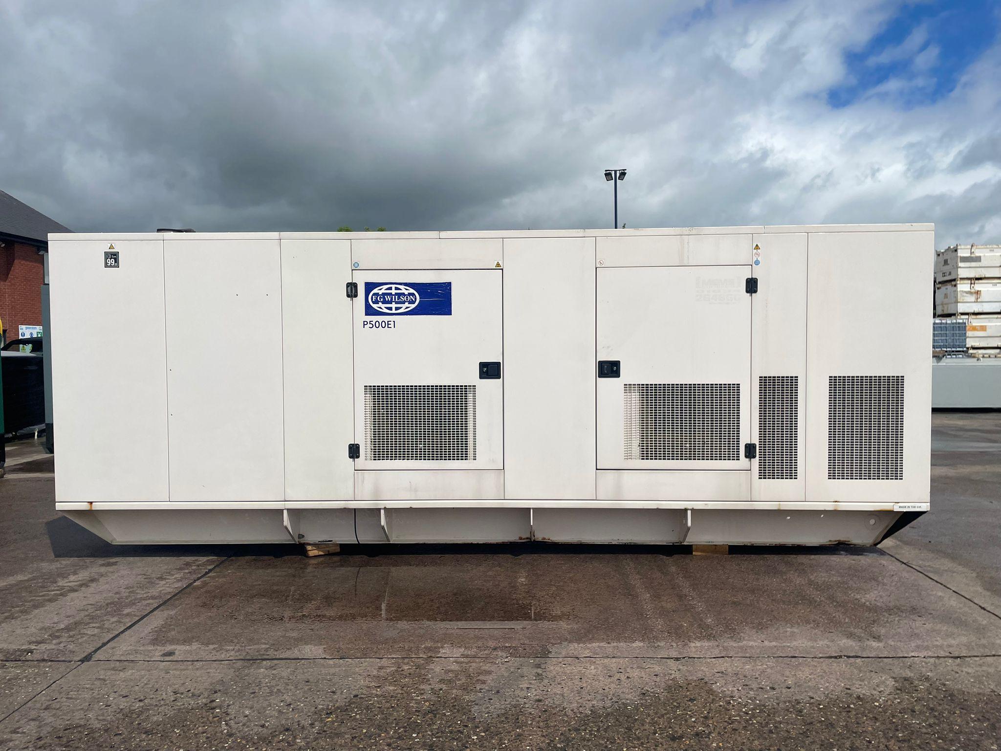 500kVA FG Wilson P500E1 Perkins 2806C-E16TAG1 Canopied Used Generator