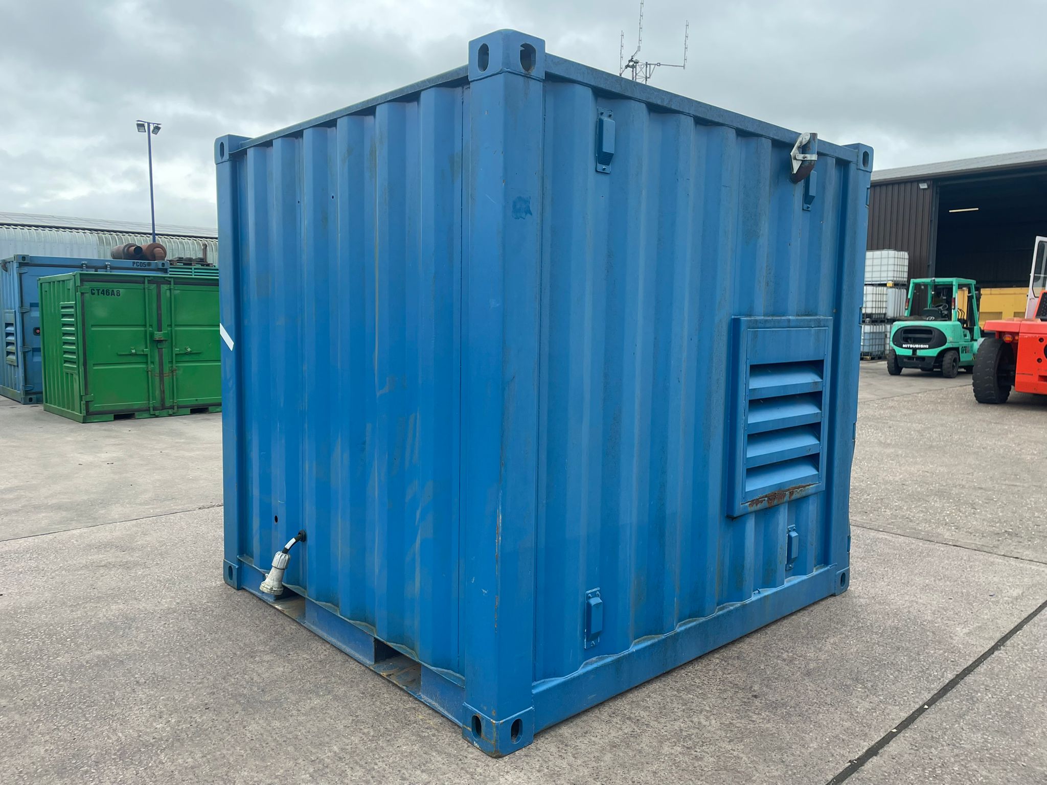 8FT Used Container