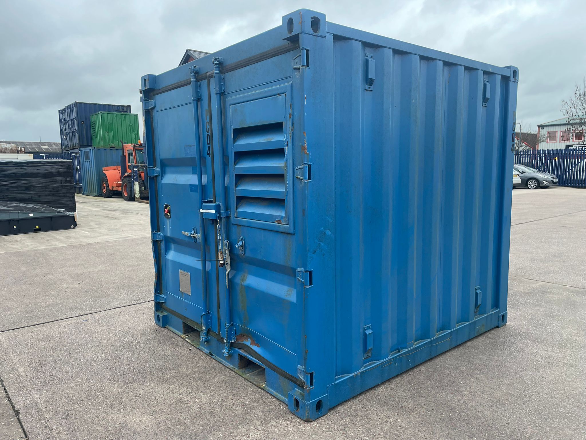 8FT Used Container
