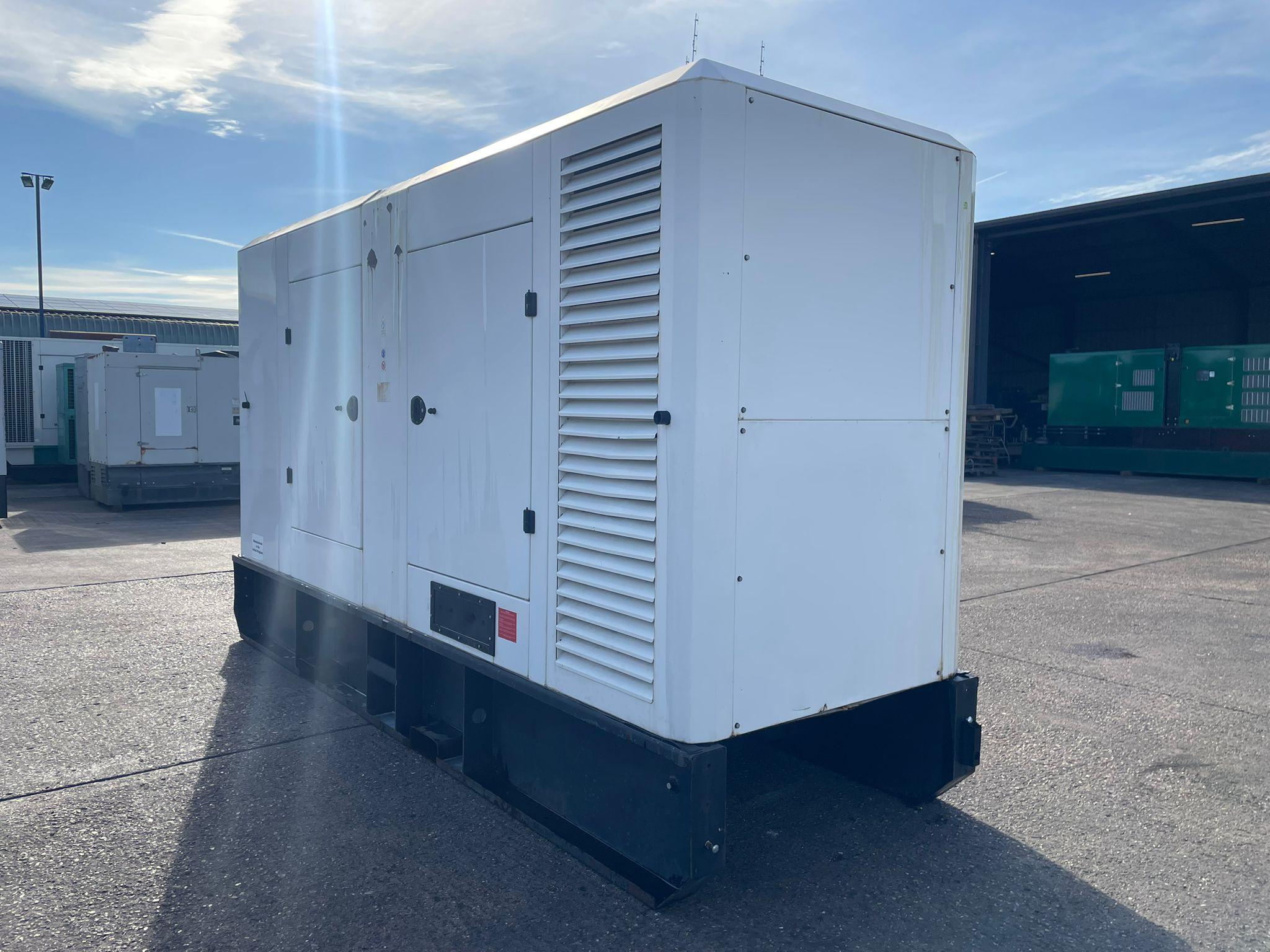 220kVA Powerplant AS200.IS2 Iveco CURS0R87TE1F.S550 Canopied Used Generator