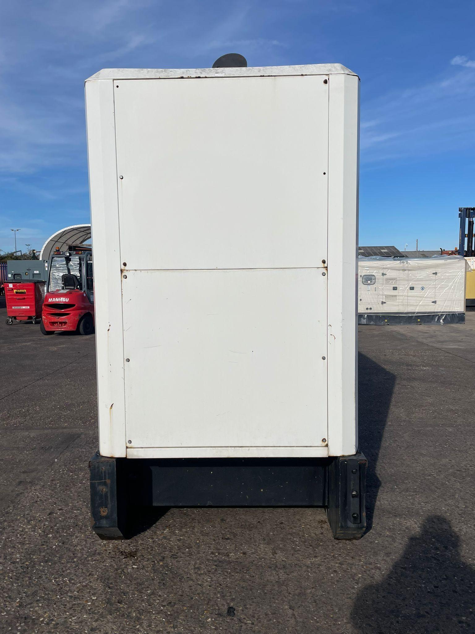 220kVA Powerplant AS200.IS2 Iveco CURS0R87TE1F.S550 Canopied Used Generator