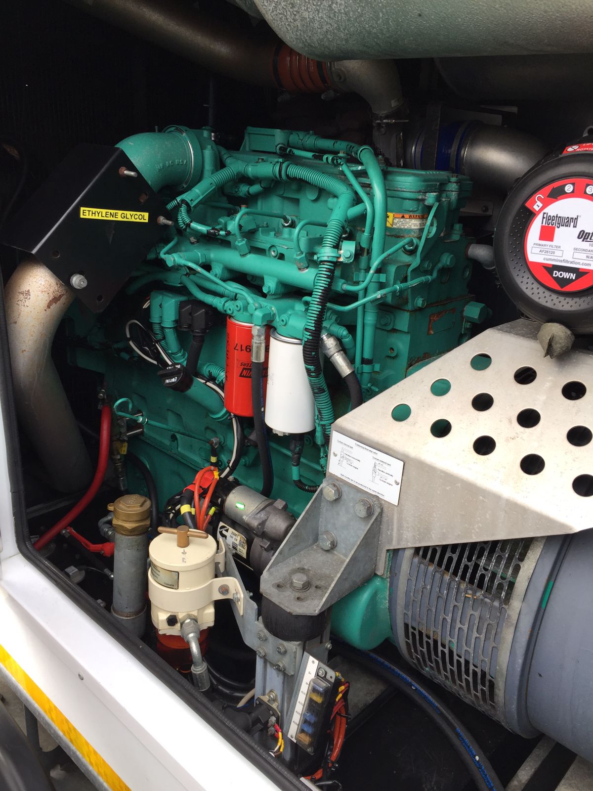 300KVA Coromatic Cummins used generator