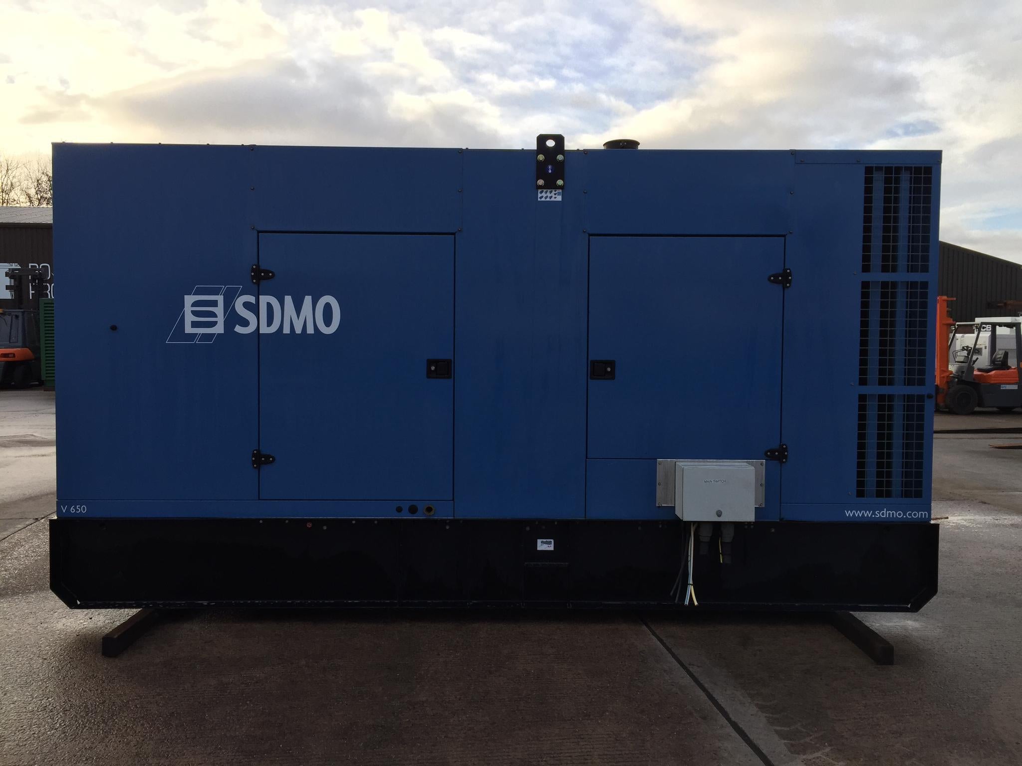 650KVA SDMO Volvo used generator