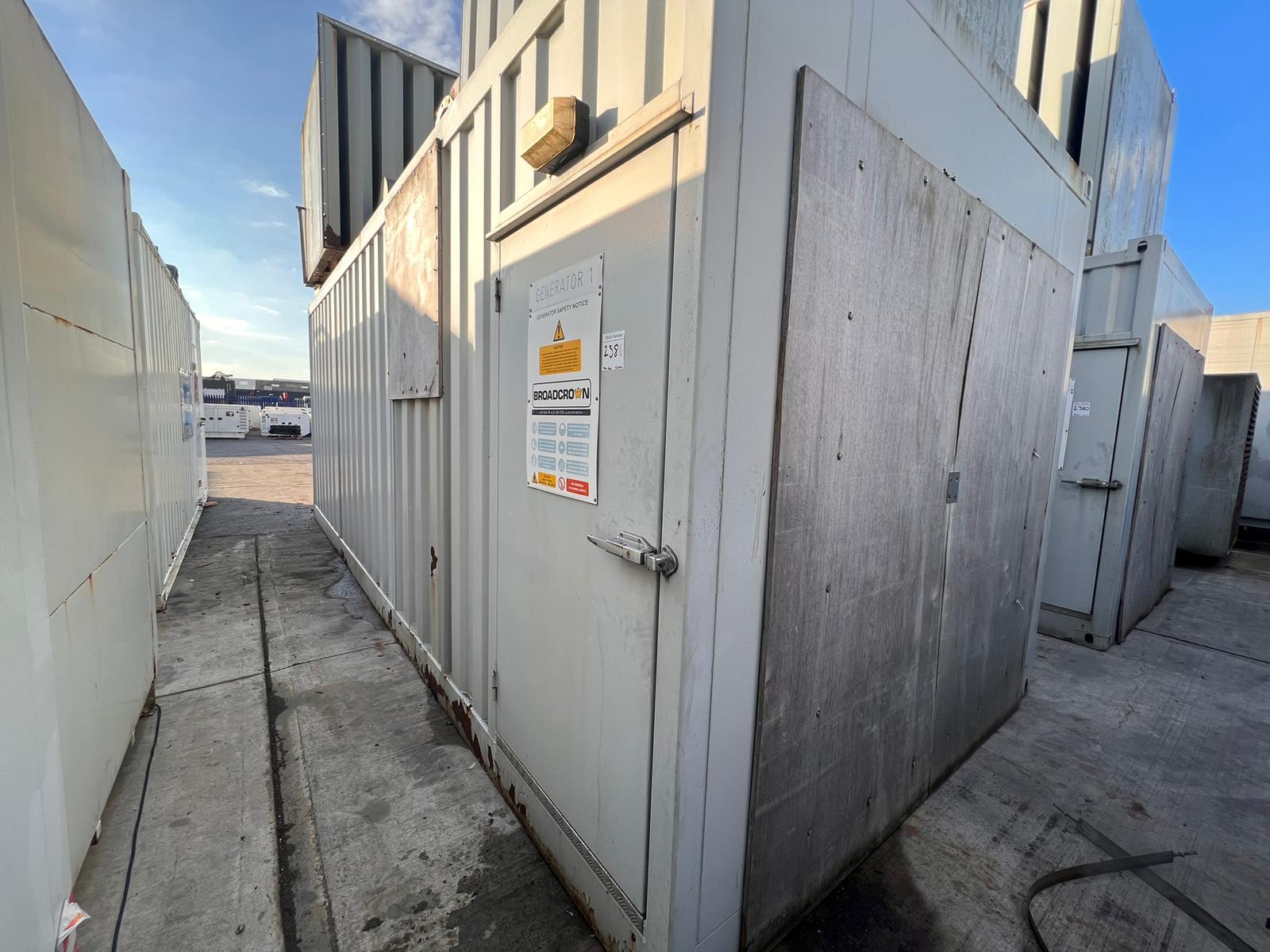 900KVA Broadcrown Cummins used generator