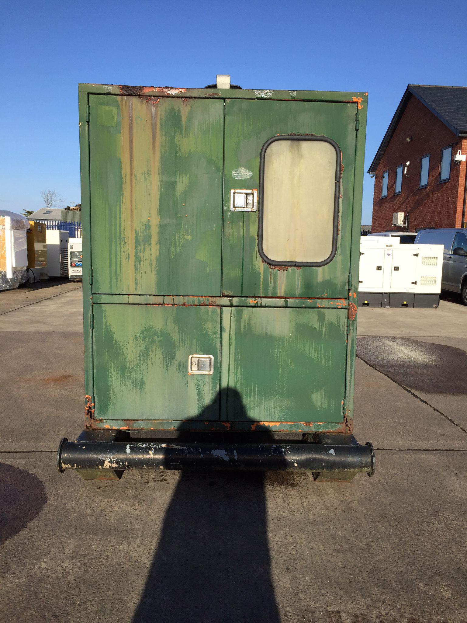 325KVA Aggreko Iveco used generator