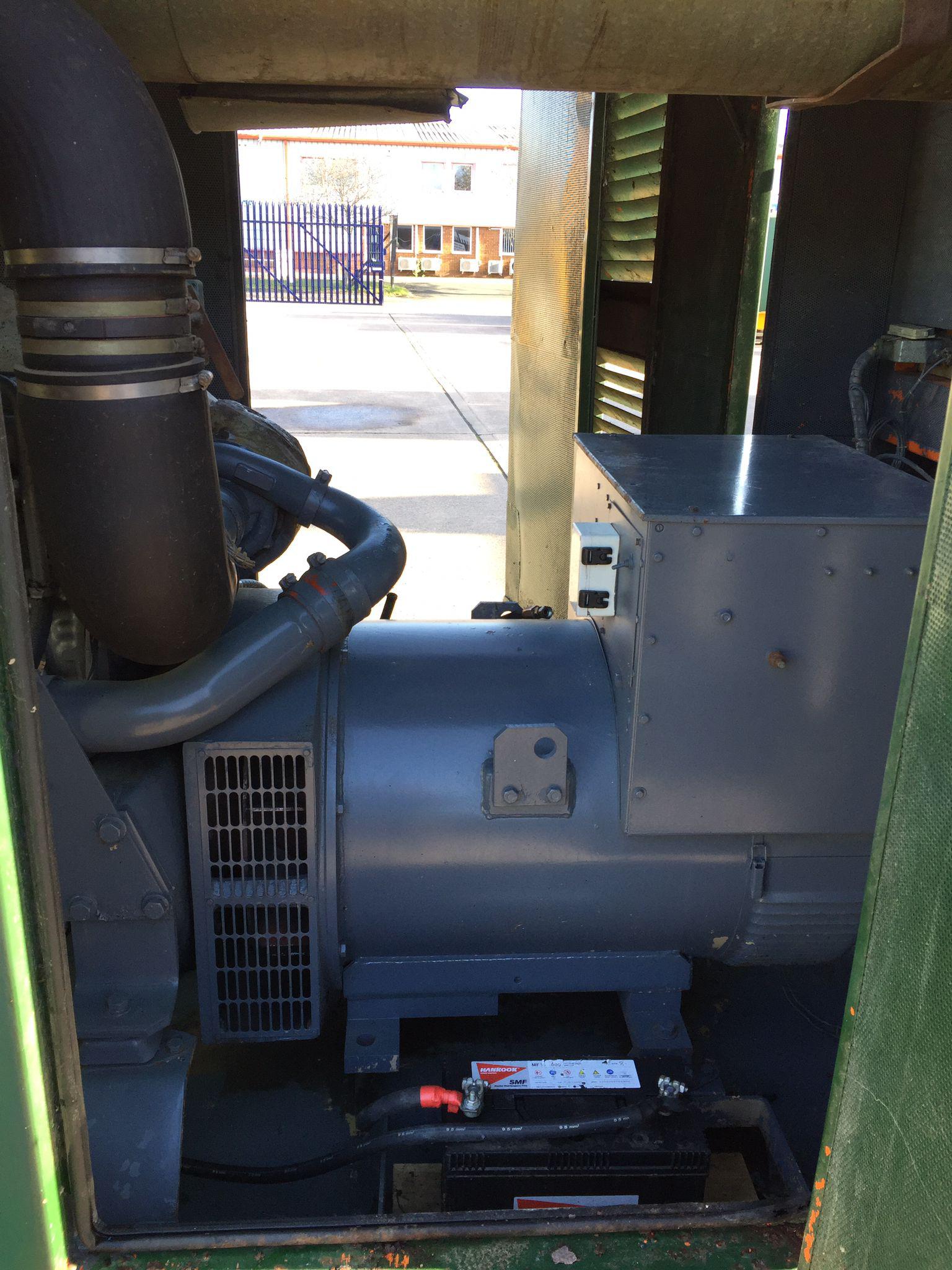 325KVA Aggreko Iveco used generator