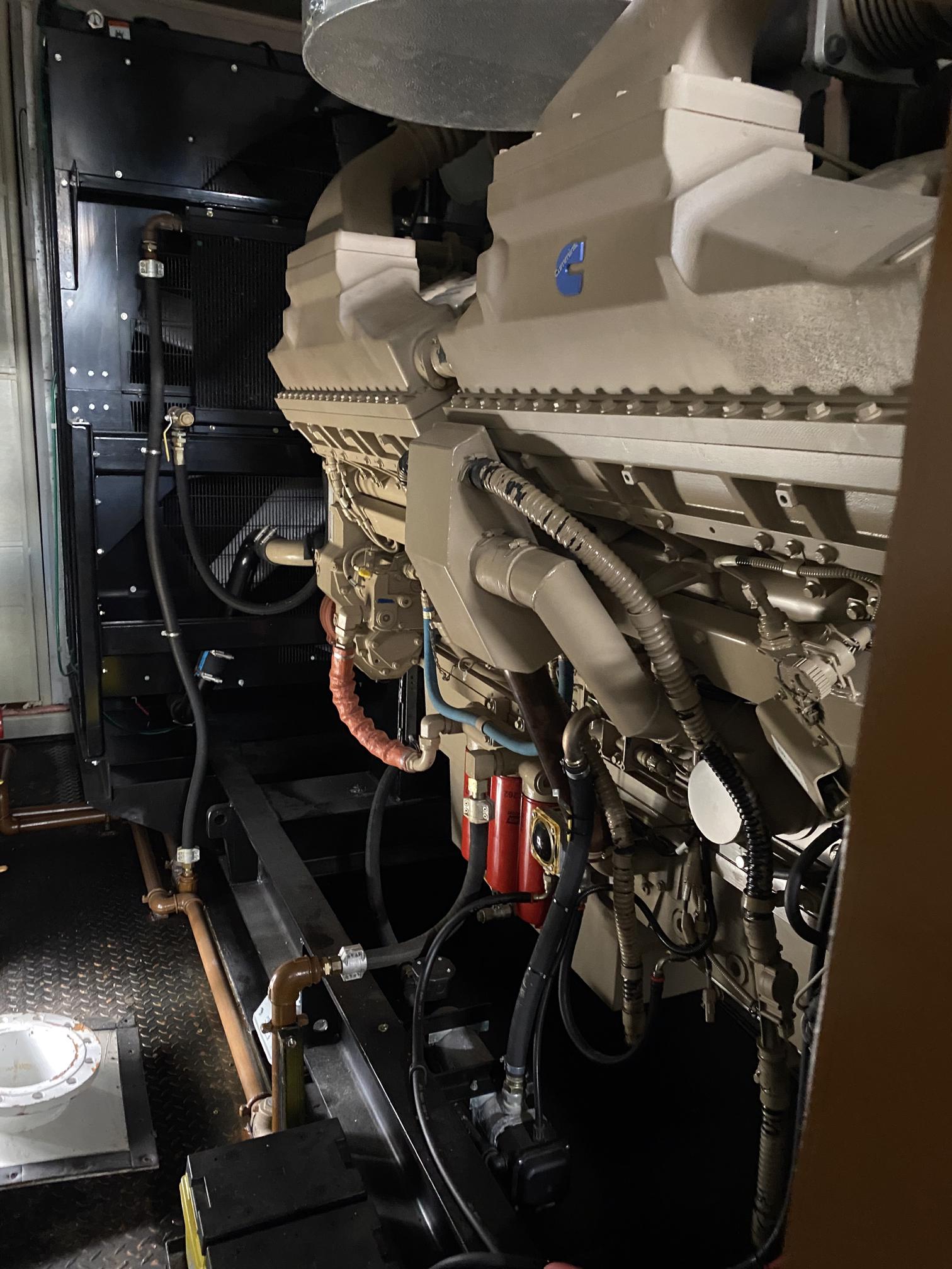 2000KVA Broadcrown Cummins used generator