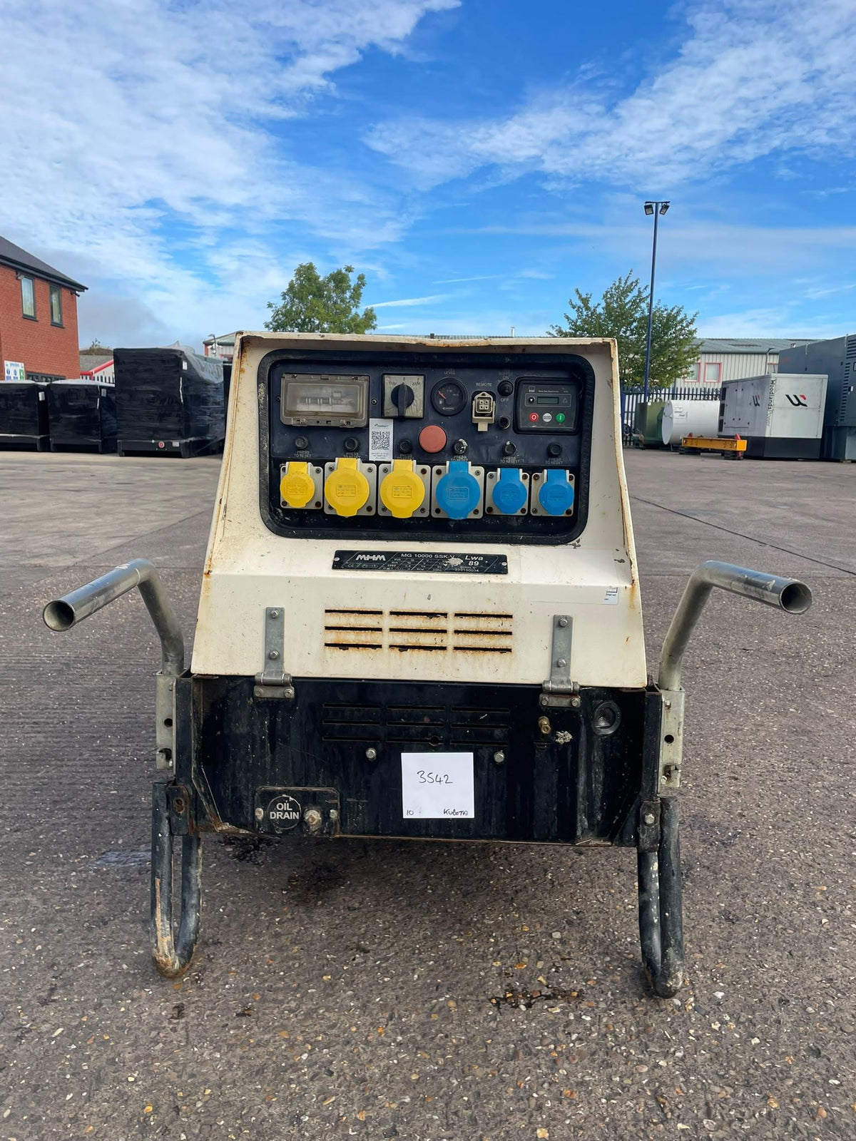 10kVA MHM MG 10000 SSK-V Kubota D722 Canopied Used Generator