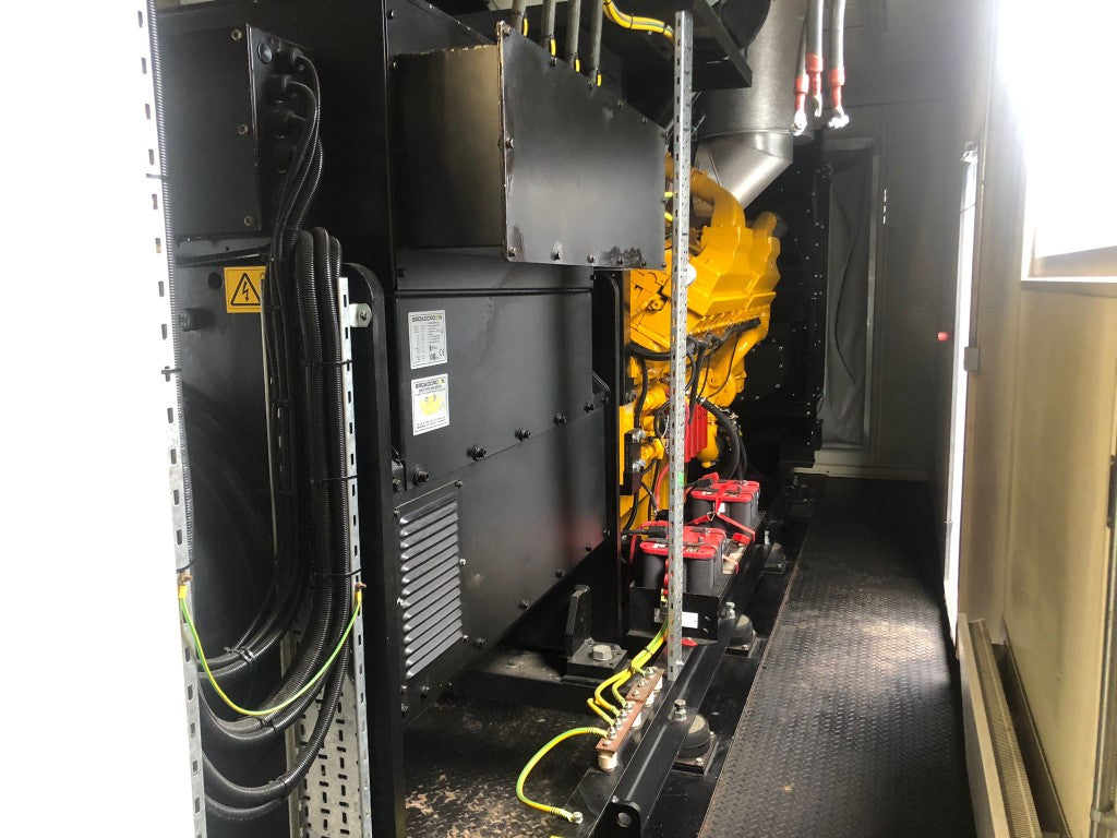 1750KVA Broadcrown Cummins used generator (2/3)