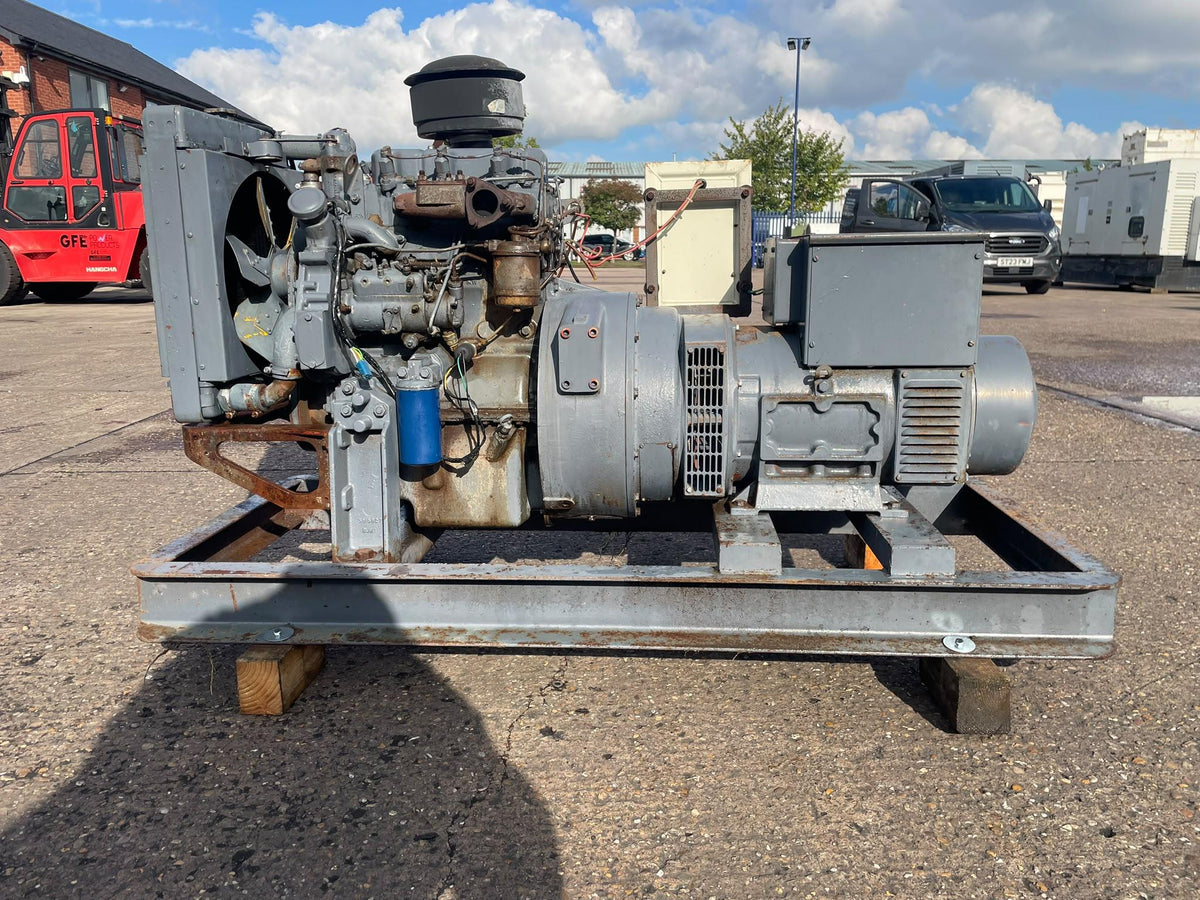 25kVA NG25P Perkins D3 152 Open Used Generator