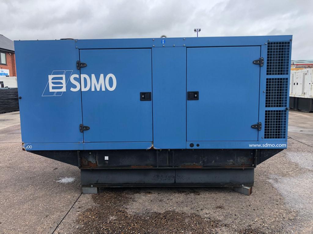 200KVA SDMO John Deere used generator