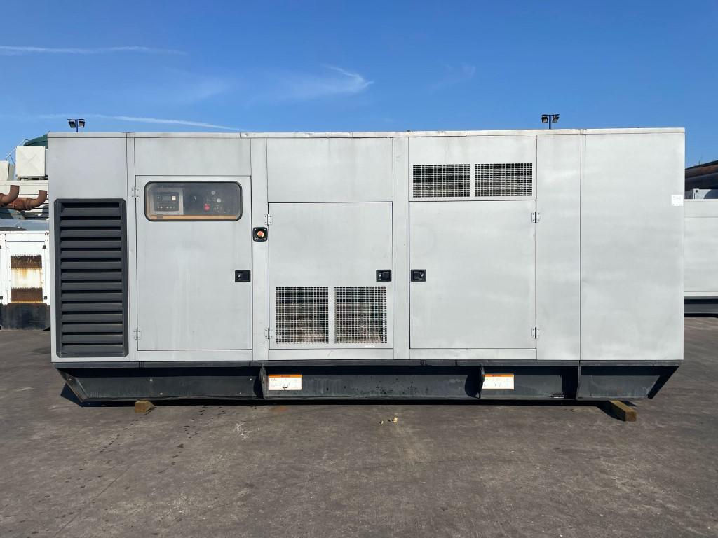 891kVA CAT Caterpillar used generator