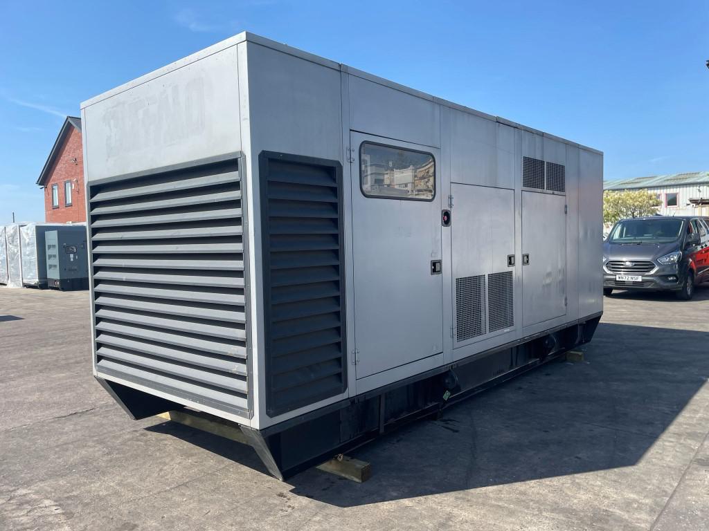 891kVA CAT Caterpillar used generator