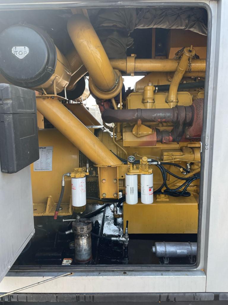 891kVA CAT Caterpillar used generator