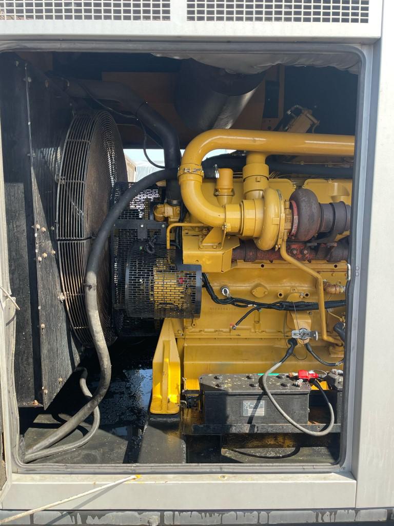 891kVA CAT Caterpillar used generator