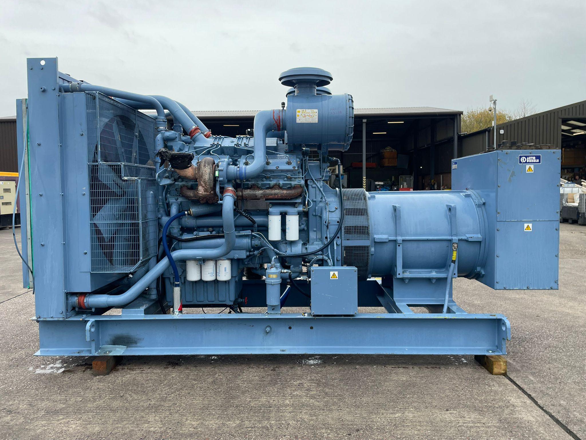 715kVA Auto Diesels  Rolls Royce/ Perkins used generator