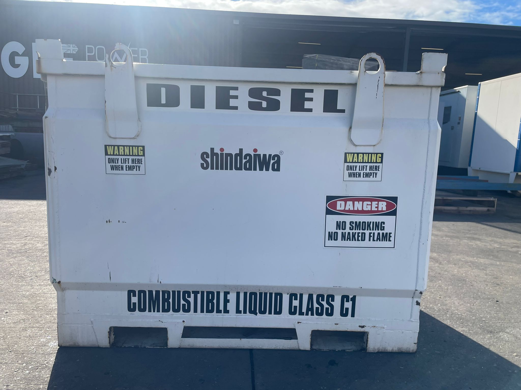 860 Litre Shindawa Bunded Fuel Tank