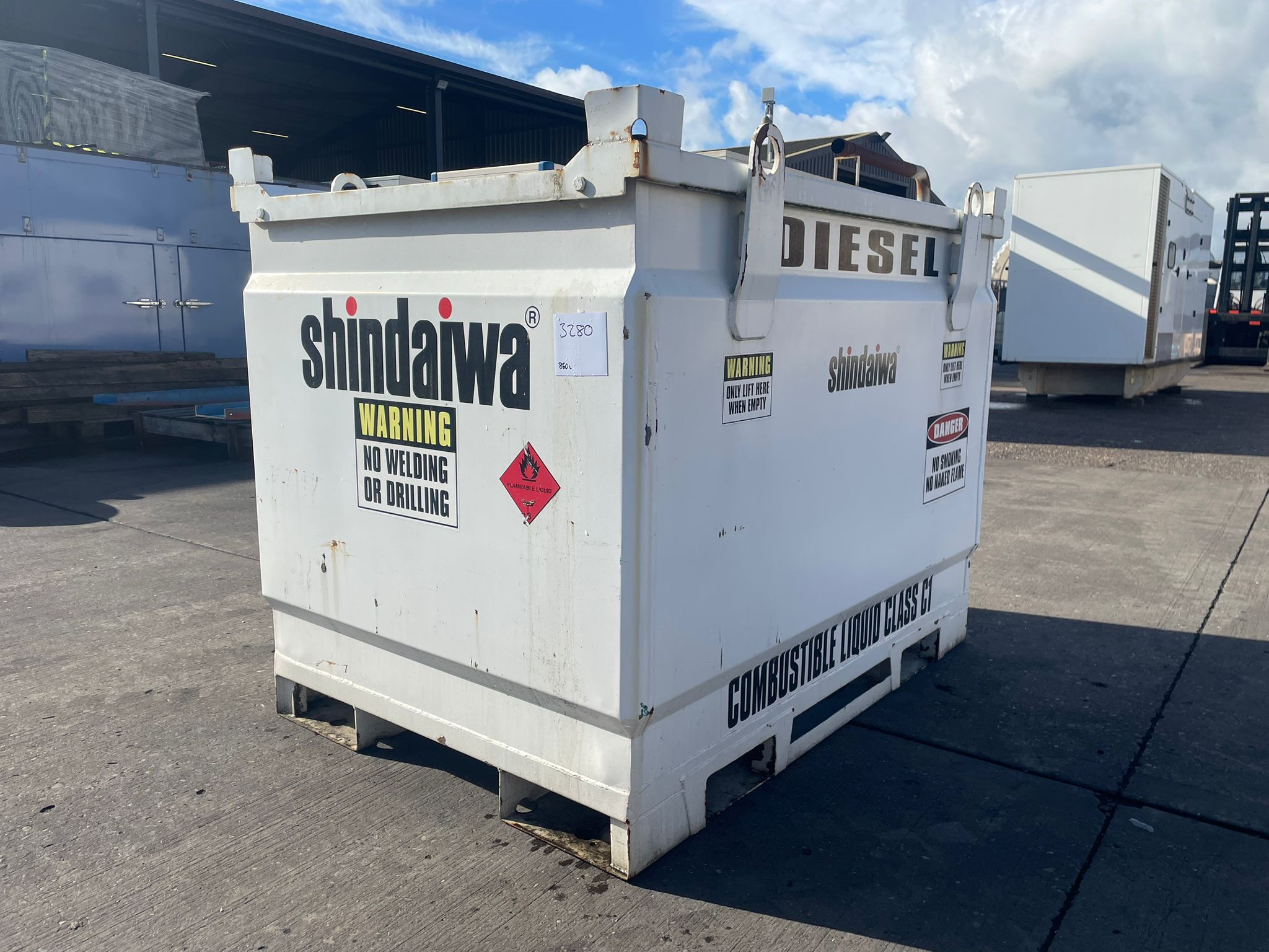 860 Litre Shindawa Bunded Fuel Tank