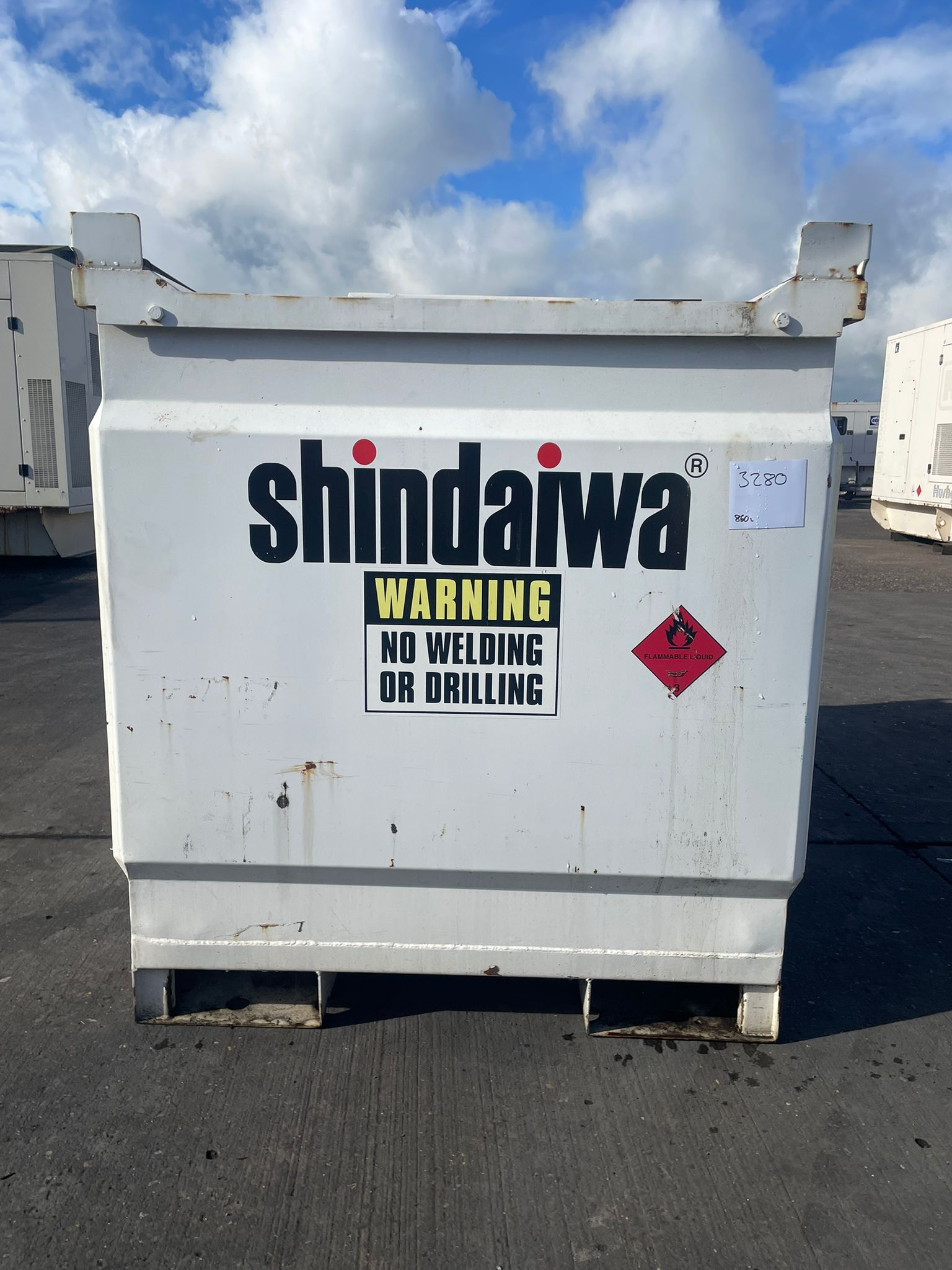 860 Litre Shindawa Bunded Fuel Tank