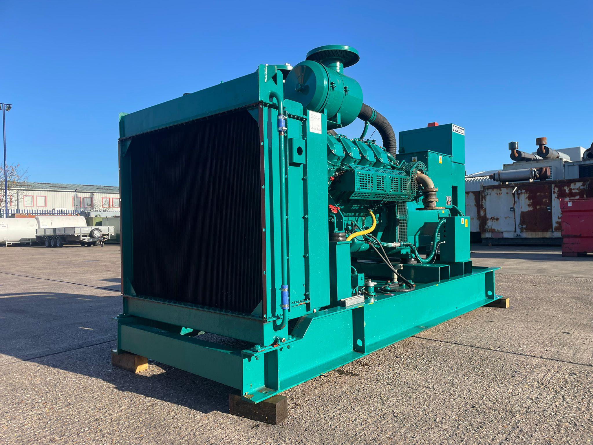600kVA Petbow Iveco used generator