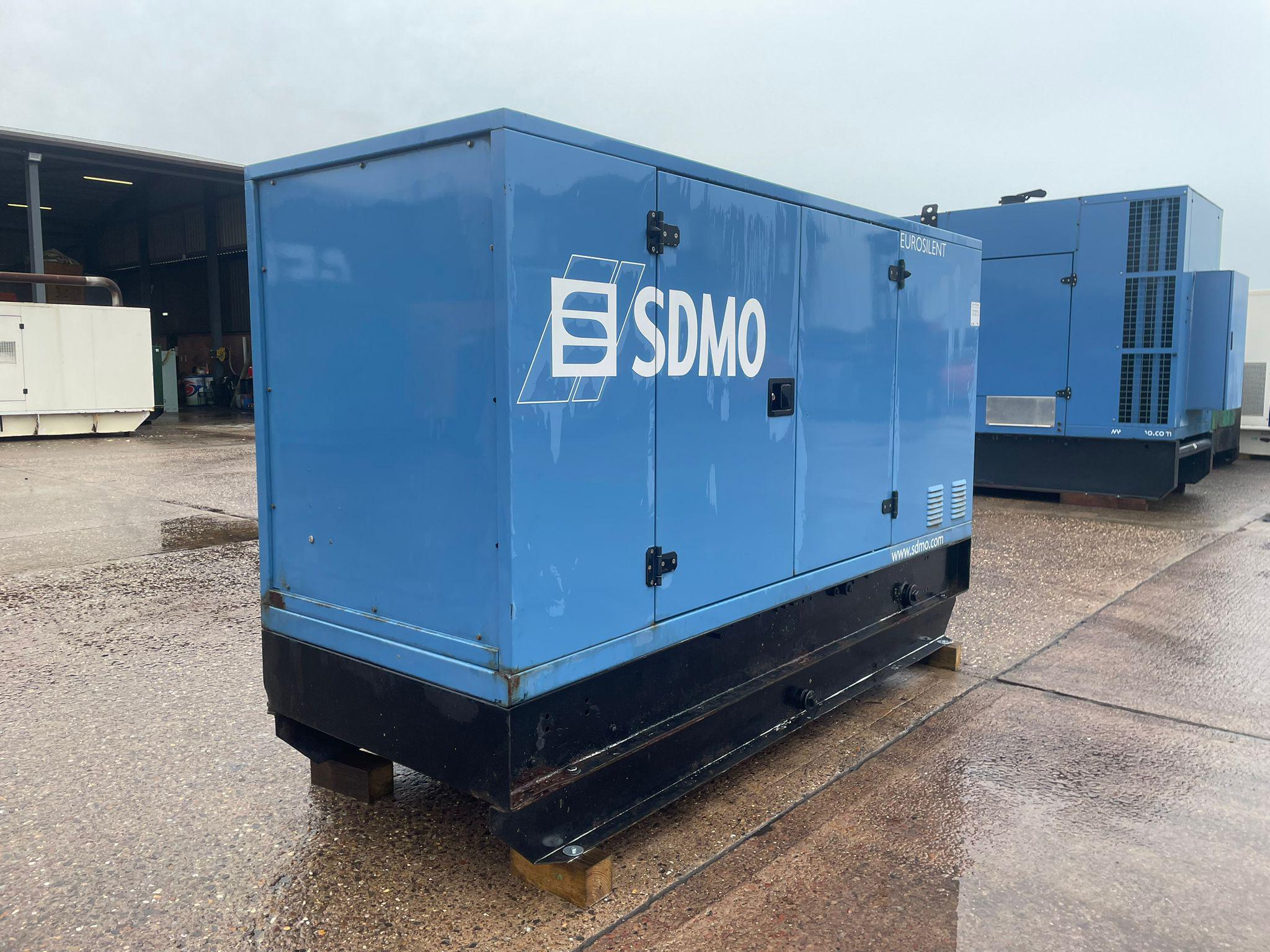 110kVA SDMO John Deere used generator