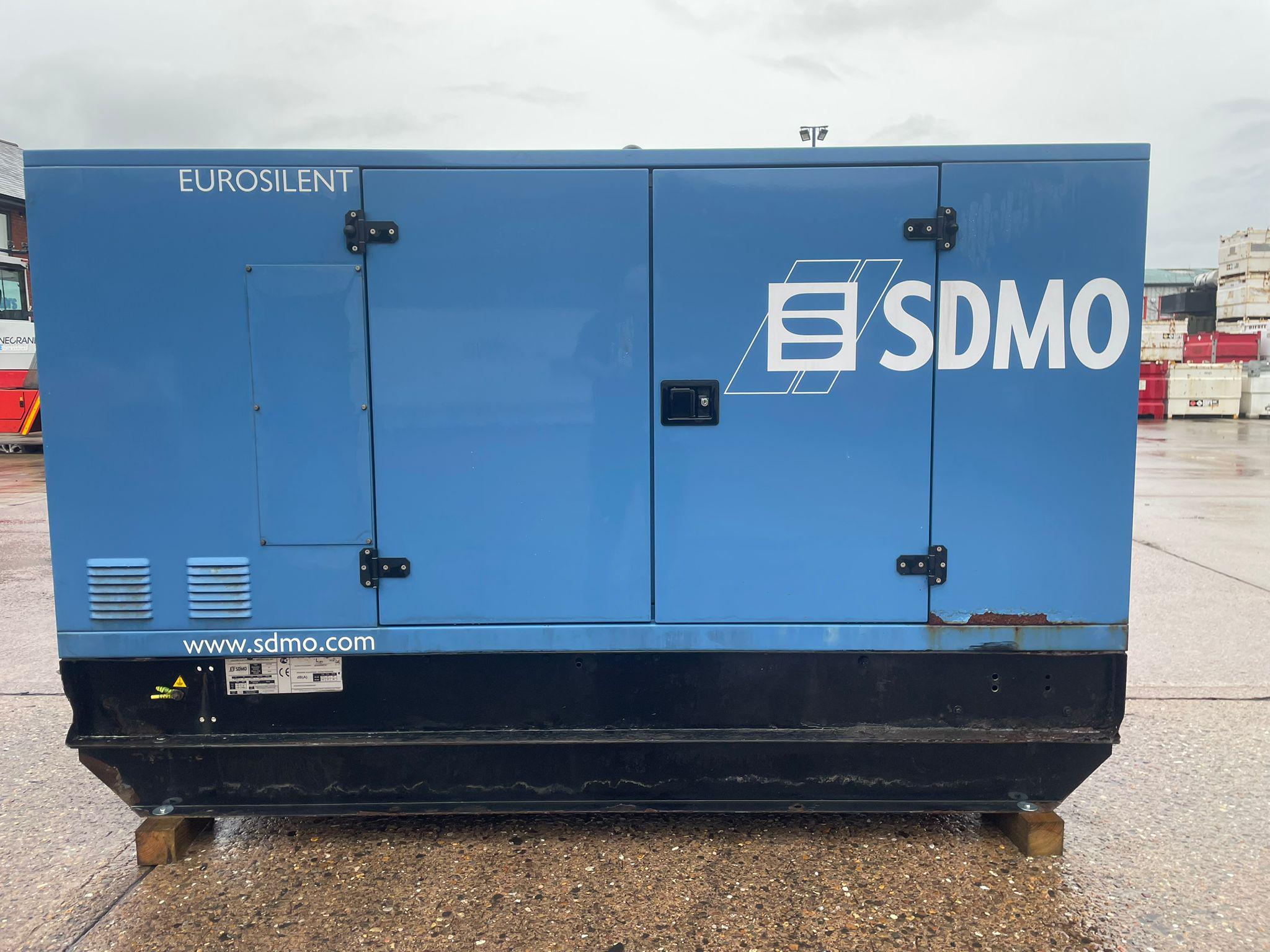 110kVA SDMO John Deere used generator