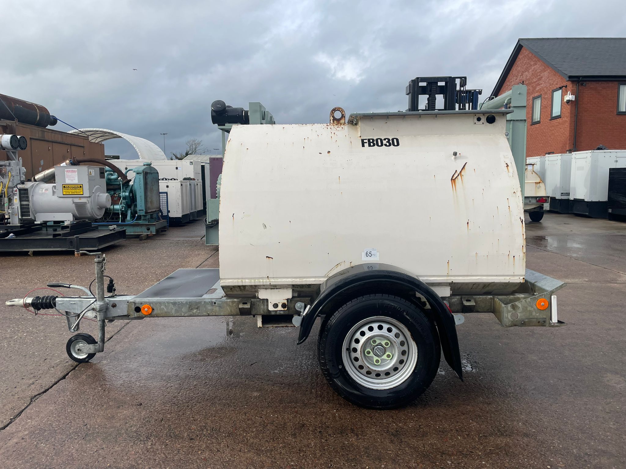 950 Litre Western Fuel Bowser