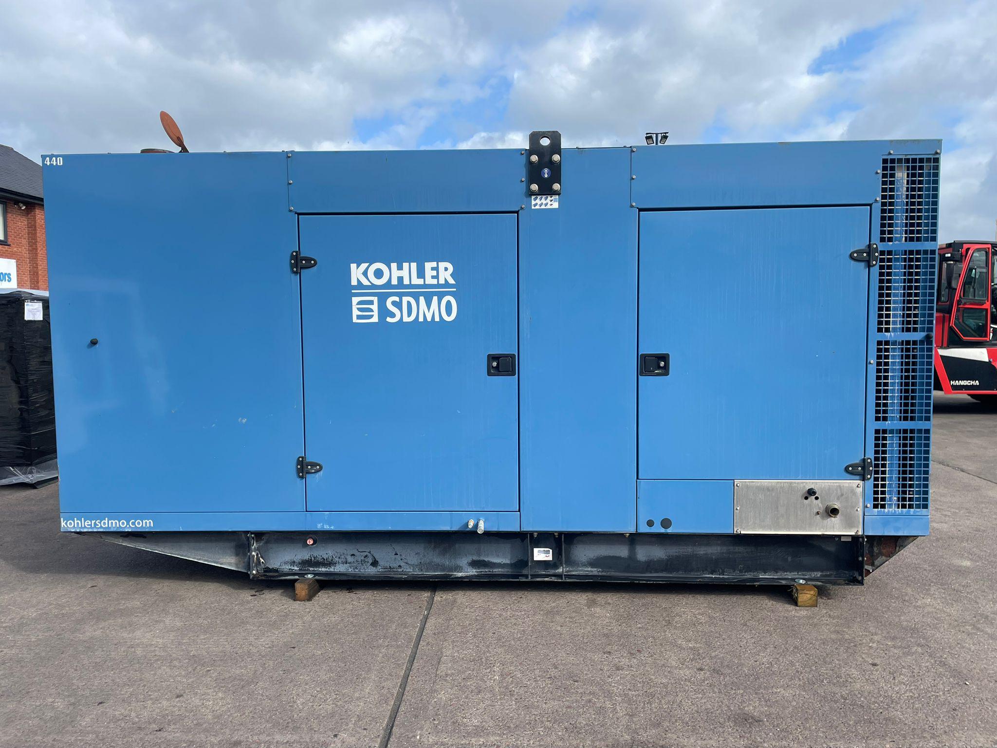 440kVA SDMO V400 Volvo TAD1344GE Canopied Used Generator