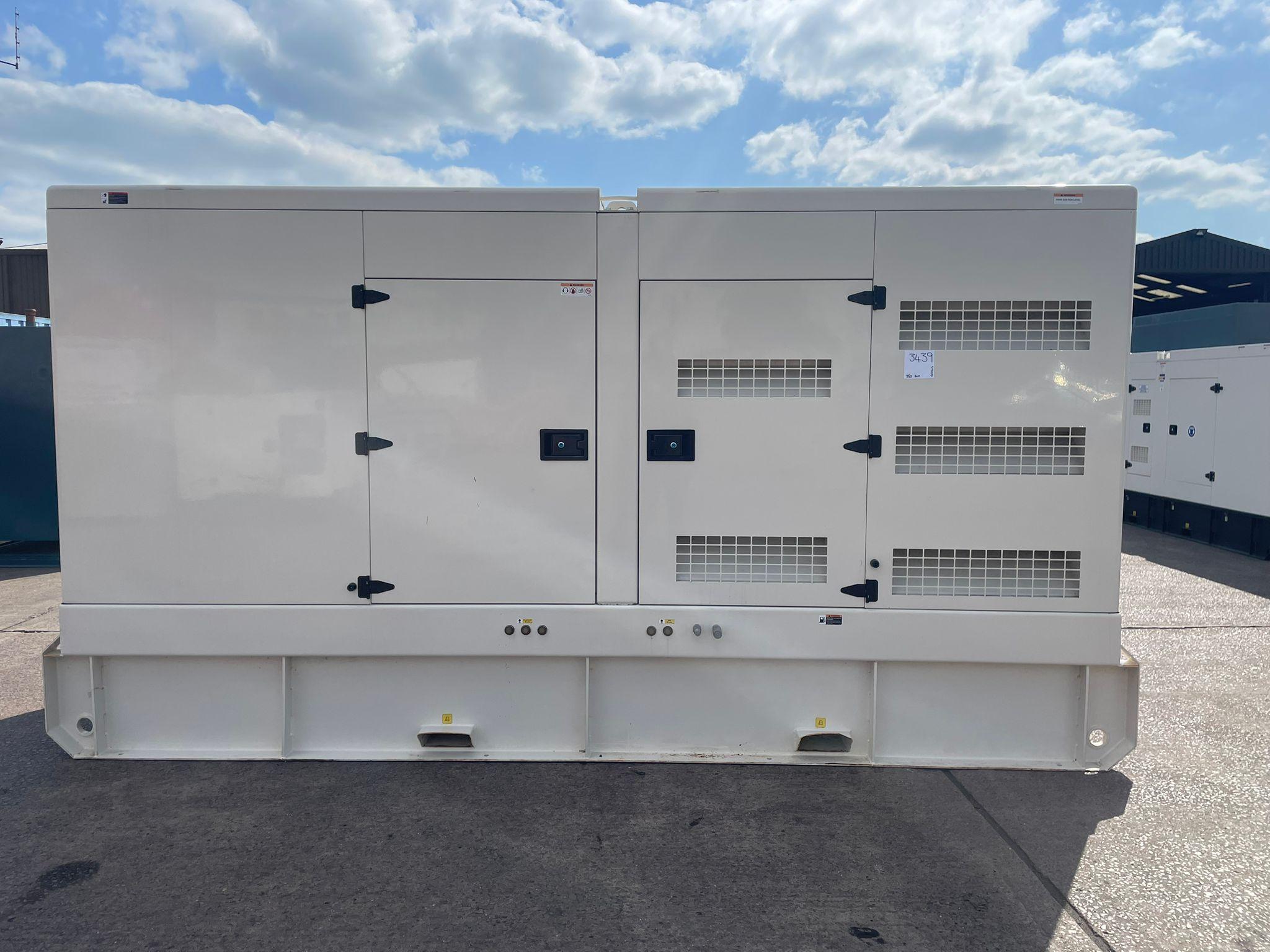 352kVA YorPower YXC32ORSC Cummins 6LTAA9.5-G1 Canopied Used Generator