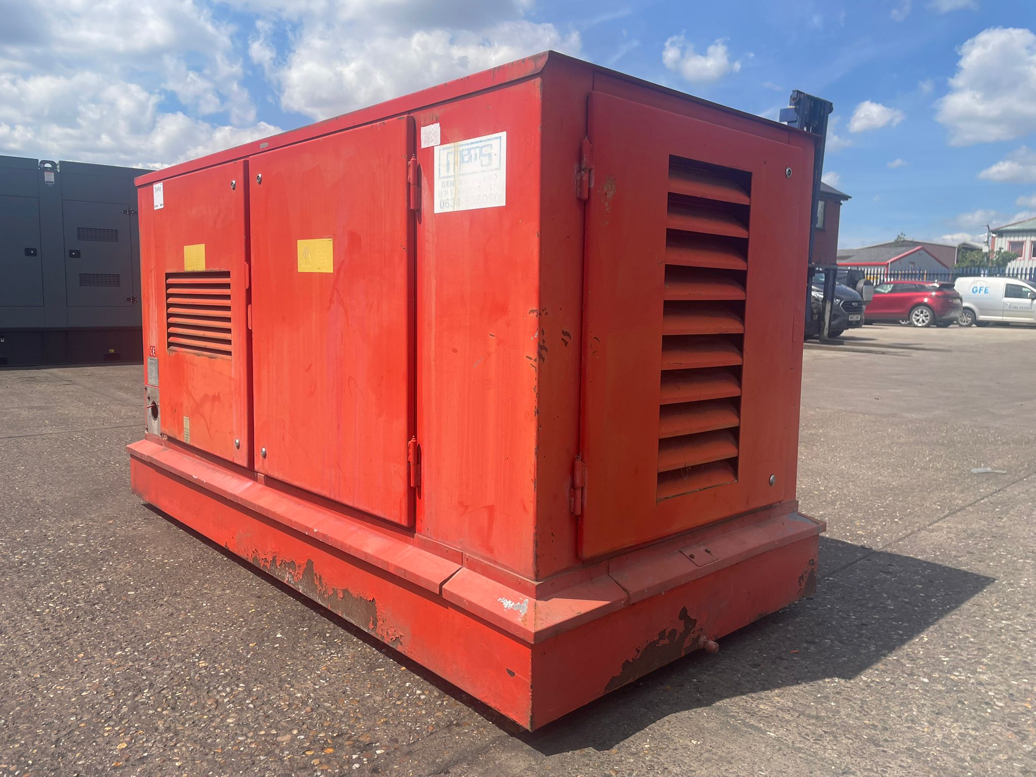 44kVA PETBOW AHFB32A IVECO 8041 I 05.55 Canopied Used Generator