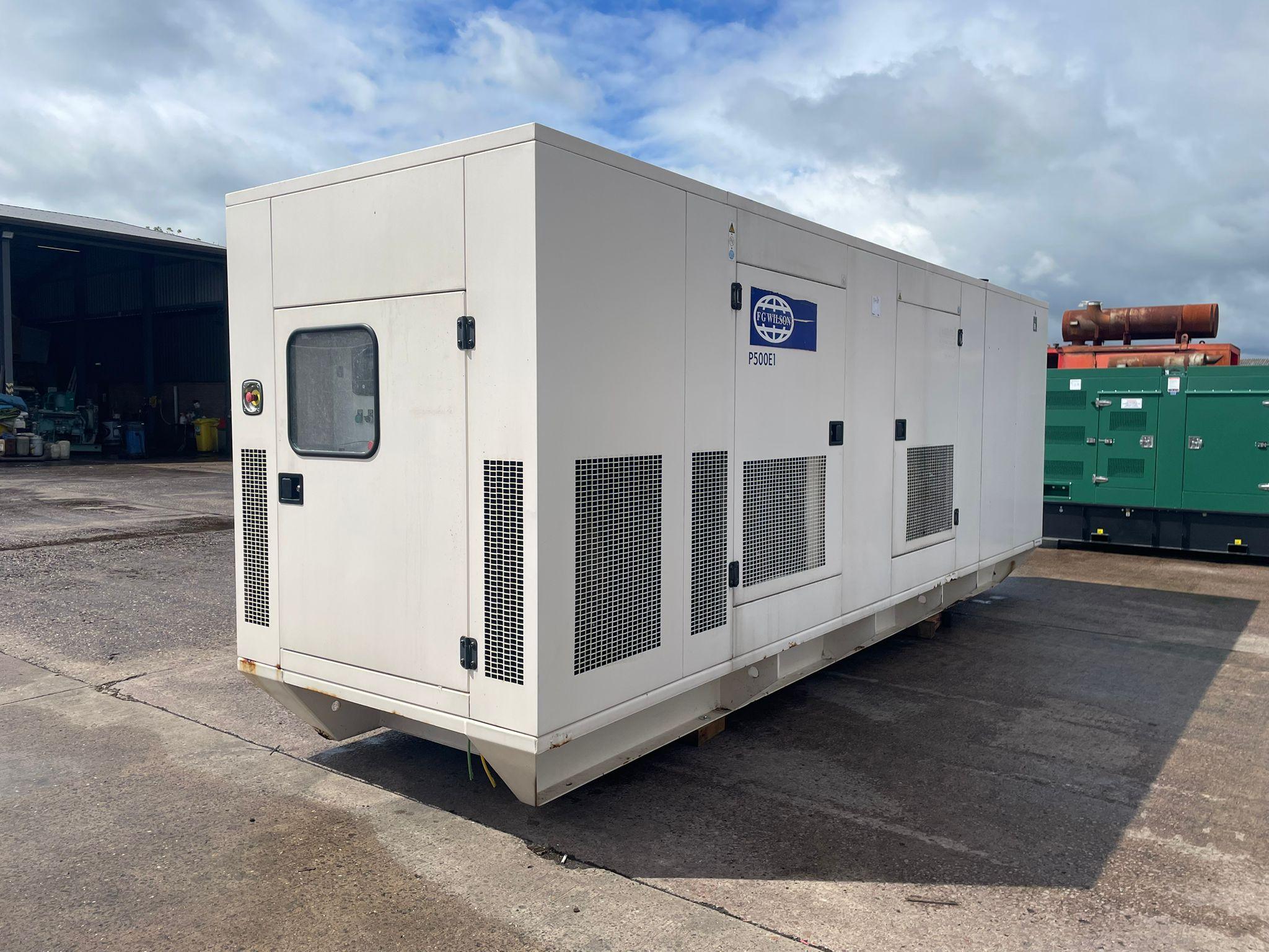500kVA FG Wilson P500E1 Perkins 2806C-E16TAG1 Canopied Used Generator