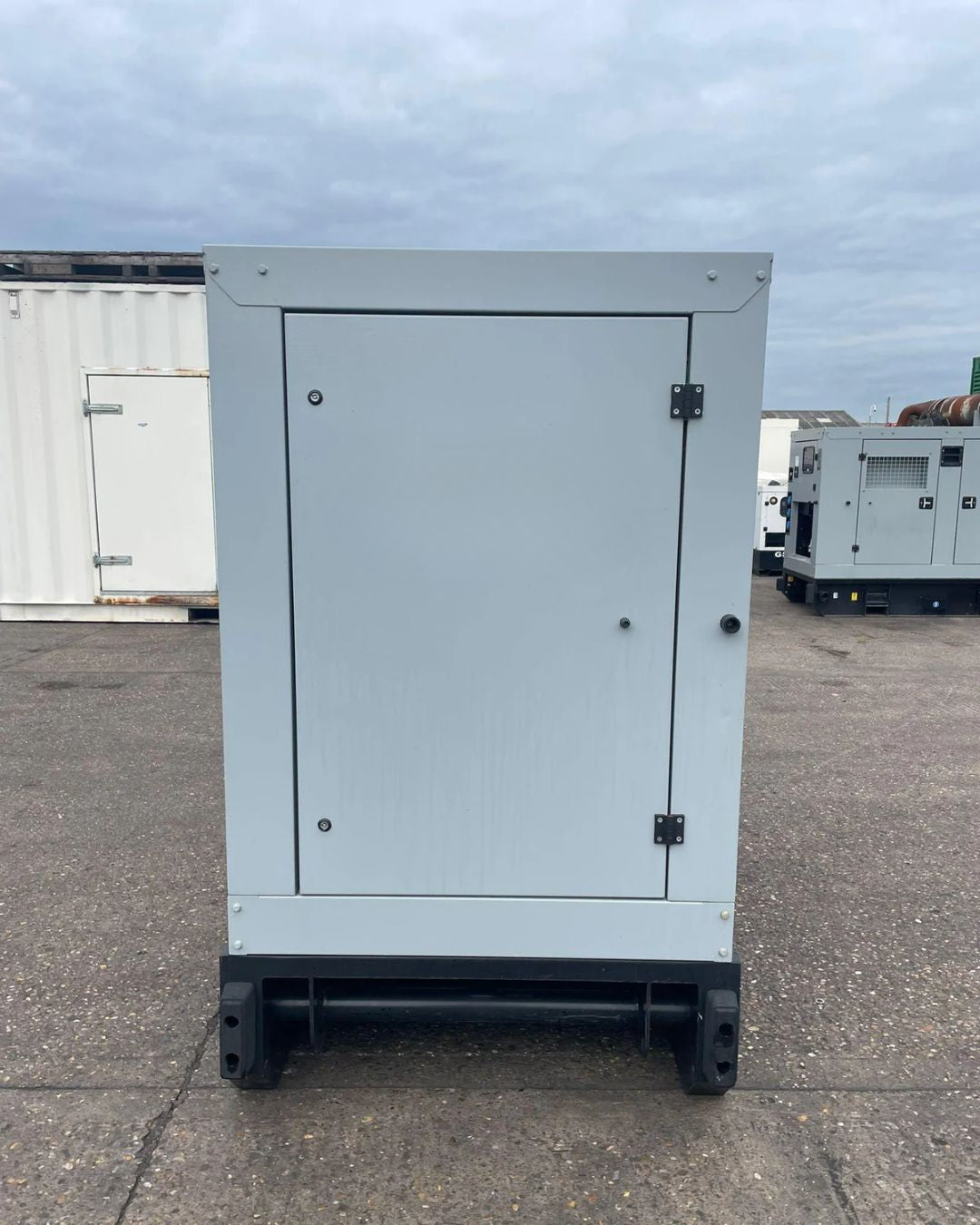 66kVA CPG C60D5R Cummins 4BTAA3.3G11 Canopied Used Generator