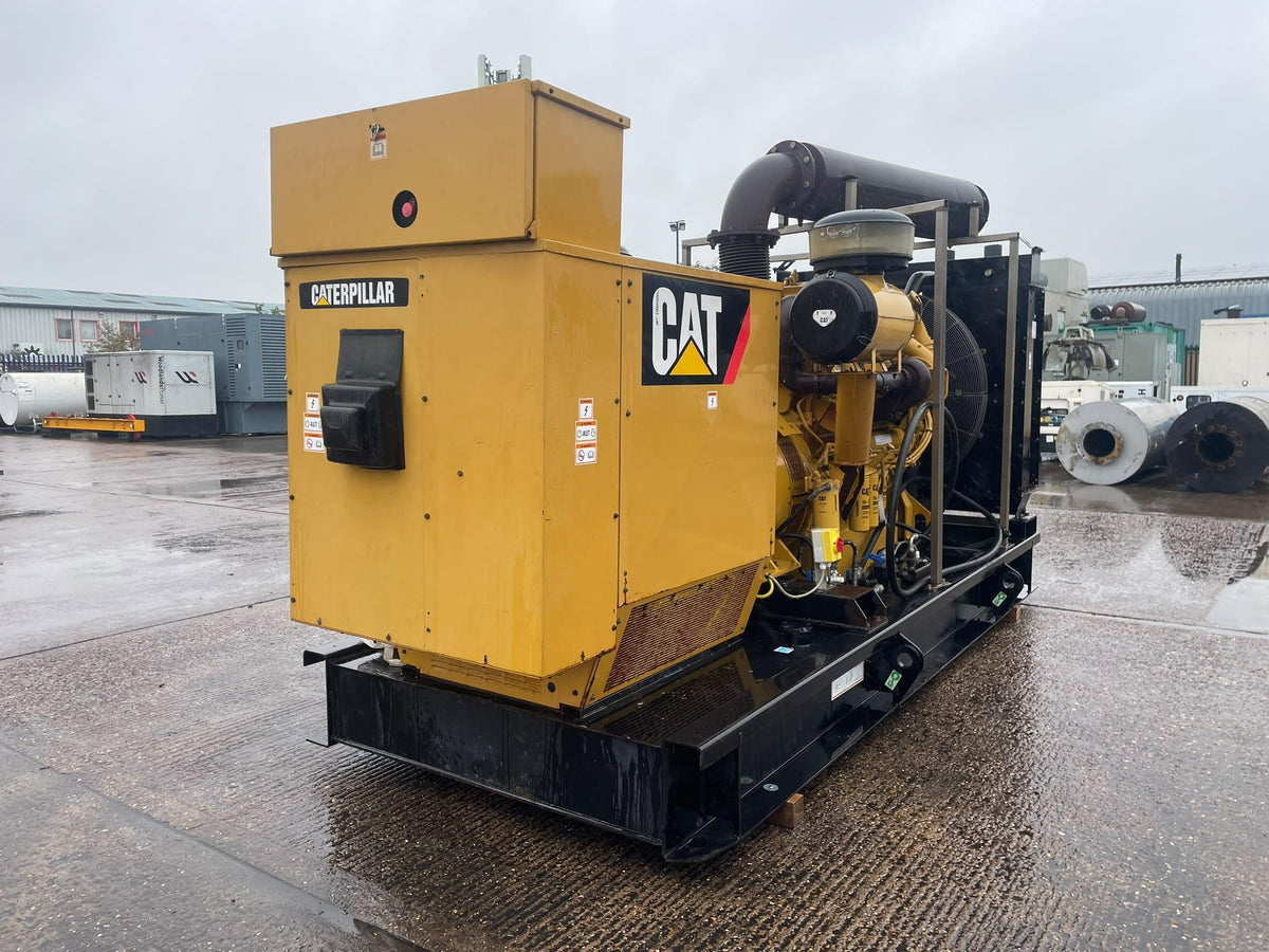 810kVA Caterpillar 900F Caterpillar 3412STA Open Used Generator