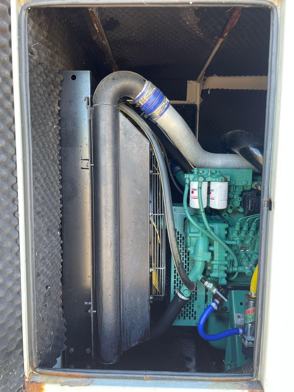 275kVA Scorpion  DV275 Volvo  TAD740GE Canopied Used Generator