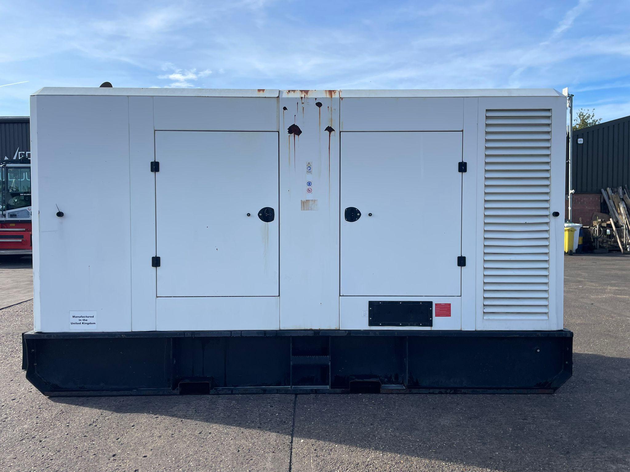 220kVA Powerplant AS200.IS2 Iveco CURS0R87TE1F.S550 Canopied Used Generator