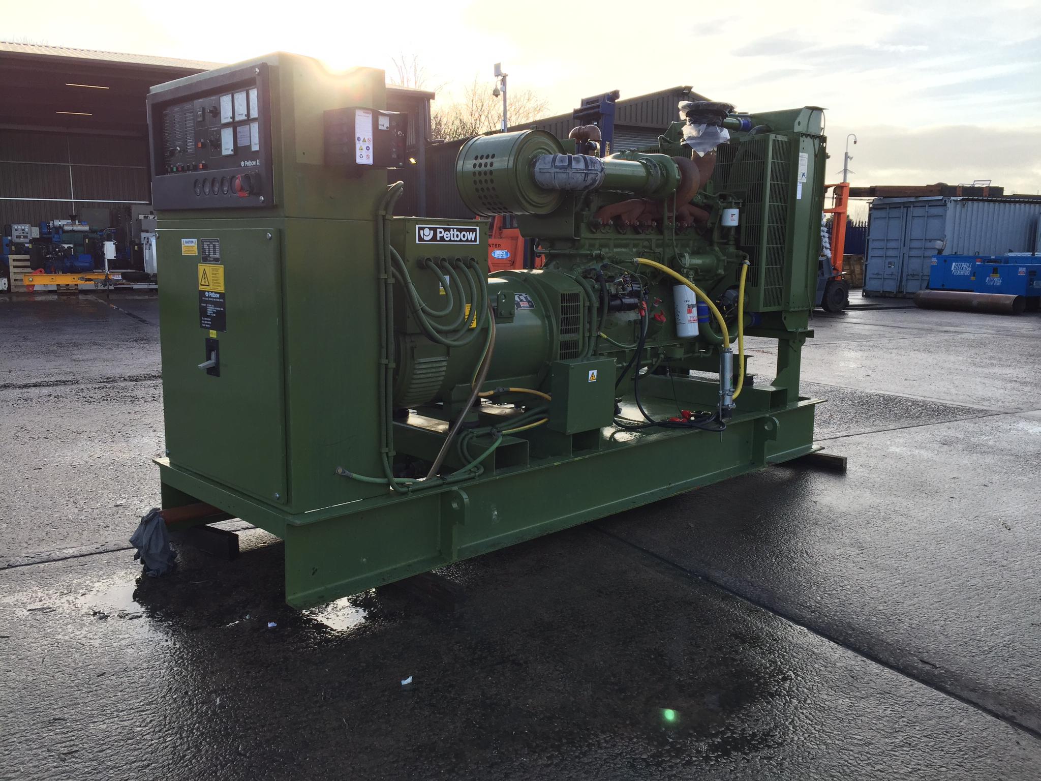 316KVA Petbow Cummins used generator